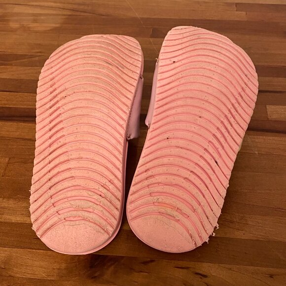 Nike Slides Pink Girls Youth Size 10 - Picture 6 of 6
